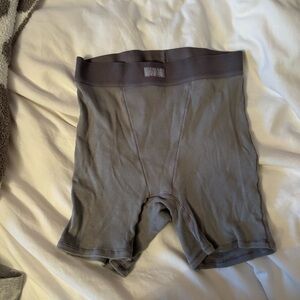 Skims boxer shorts